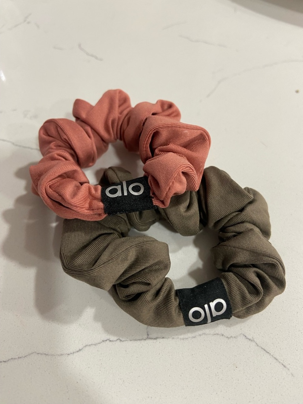 Alo Everyday Scrunchie Duo in Terracotta & Olive 2pc
